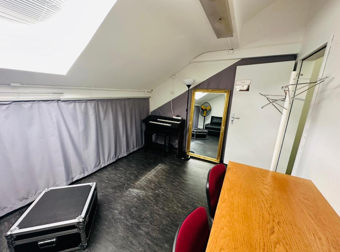 Apartamento Raum Und Zeit Zúrich Exterior foto